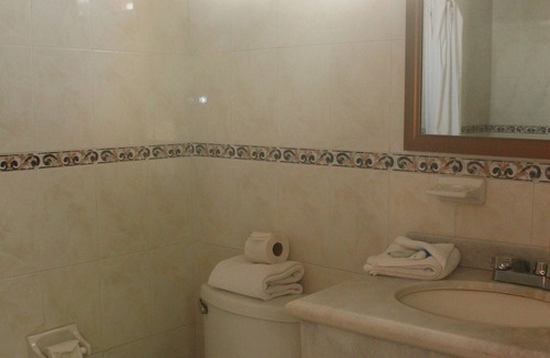 Centro histórico Hotel | Hotel Vista Express Morelia By Arriva Hospitality Group