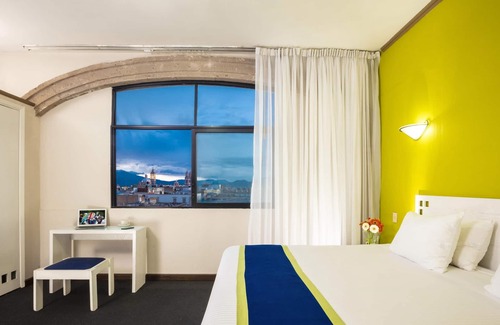 Centro histórico Hotel | Hotel Vista Express Morelia By Arriva Hospitality Group