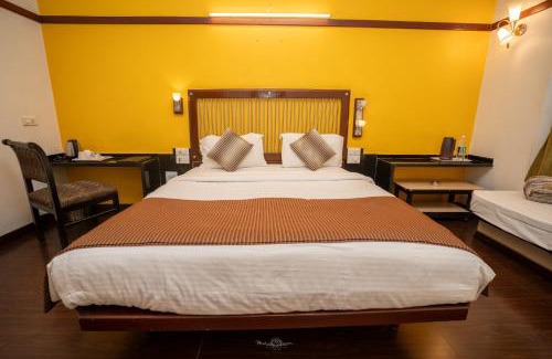 Kolhapur Hotel | Hotel Vrishali Executive