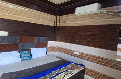 Greater Noida Casa | Hotel VS Grand, Greater Noida by UNIQINN