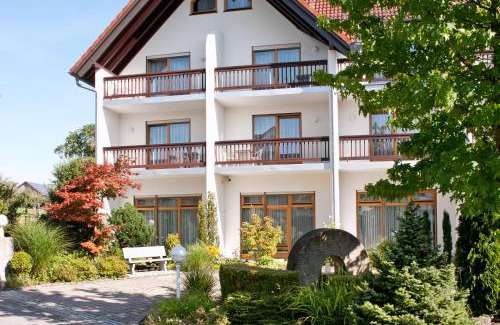 Waggershausen Hotel | Hotel Waldhorn