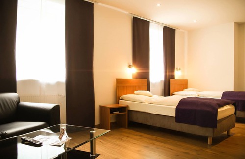 Schwandorf Cama Y Desayuno | Hotel Waldlust B & B