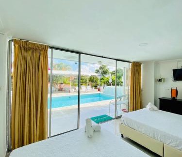 Armenia Hotel | Hotel West California