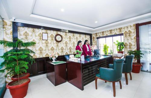 Shimla Hotel | Hotel White Grand Shimla - IN CITY CENTRE - A Centrally AC Hotel