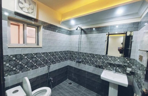 Johar Town Hotel | Hotel White Pearl