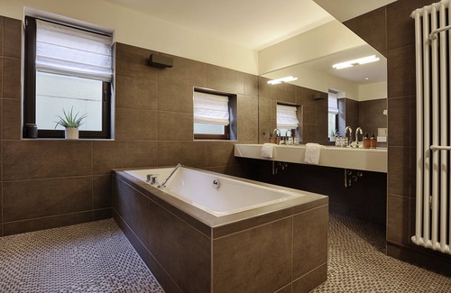 Veitshoechheim Hotel | Hotel Wiener Botschaft
