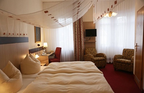 Lennep Hotel | Hotel Wuppertaler Hof