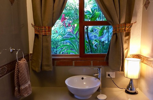 Jaibalito Hotel | Hotel y Cafe La Casa del Mundo