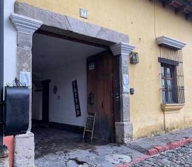 Antigua Guatemala Hotel | Hotel y Restaurante San Fernando.