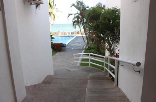 Bucerías Hotel | Hotel y Suites Corita