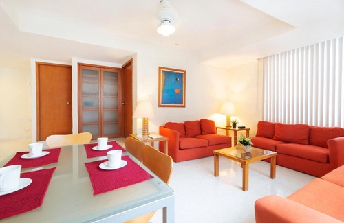 Centro de Cancún Hotel | Hotel y Suites Nader