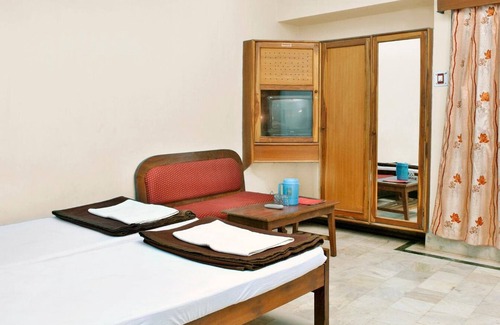 Deoghar Hotel | Hotel Yashoda International