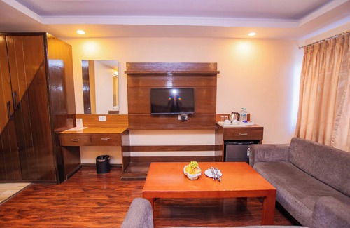 Pokhara Hotel | Hotel Yellow Pagoda Pokhara