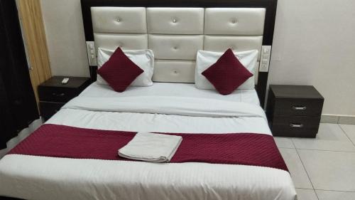 Rishikesh Hotel | Hotel Yogasthali - Top Rated ! Most Awarded ! Luxury Rooms ! Lift ! Parking