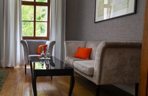 Lubliniec Hotel | Hotel Zamek Lubliniec