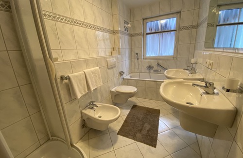 Hinterzarten Hotel | Hotel Zartenbach B&B