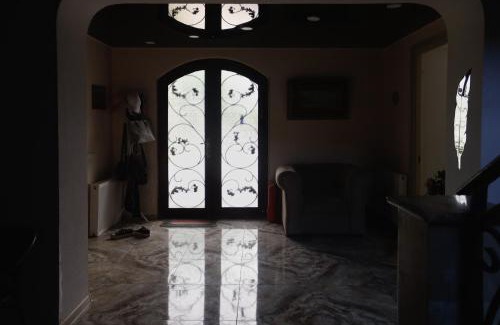 Gurjaani Casa | Hotel Ziari