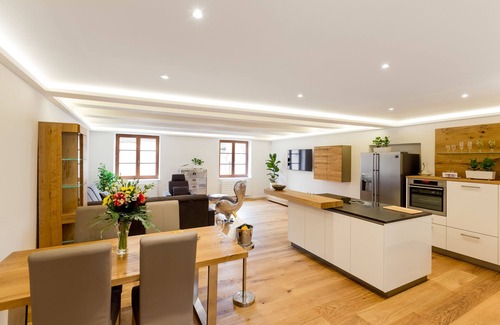 Cesky Krumlov Hotel | Hotel Zlaty Andel