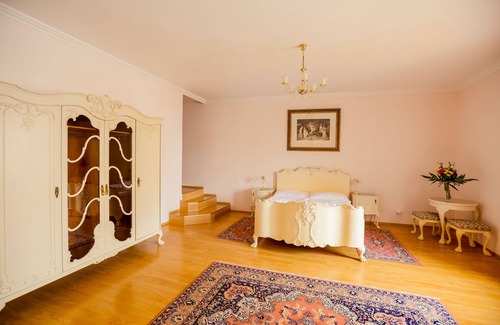 Cesky Krumlov Hotel | Hotel Zlaty Andel
