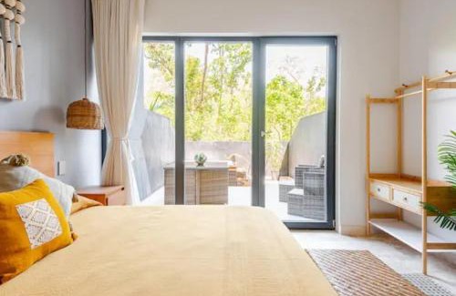 Playa Paraiso Apartamento | Hotel zone - Private Jacuzzi & Free Beach Club