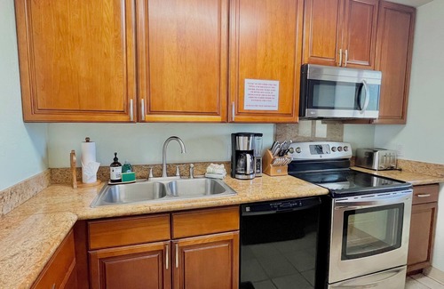 Kihei Condominio | Hotel-zoned Maui True Paradise - Menehune Shores 227