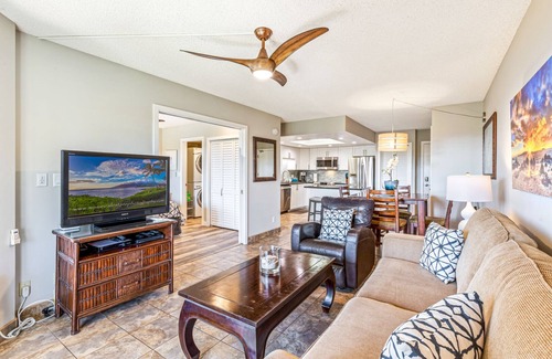 Kihei Condominio | Maui Banyan remodelado de arriba piso de la unidad Pasos a la playa, Tiendas
