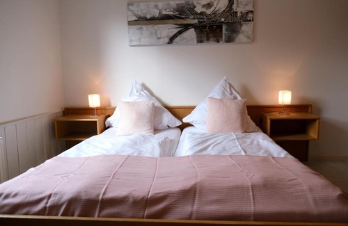 Salder Cama Y Desayuno | Hotel Zur Linde