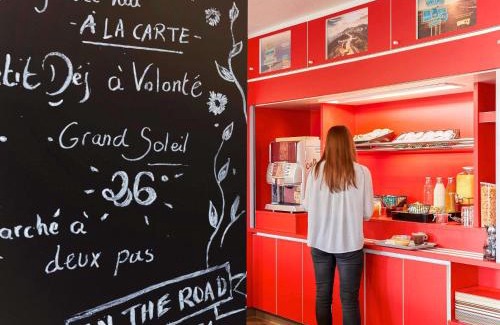 Vallauris Hotel | hotelF1 Antibes Sophia Antipolis