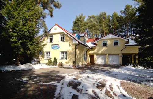 Drzonkow Casa | Hotelik Gościniec Pod Sosnami Drzonków