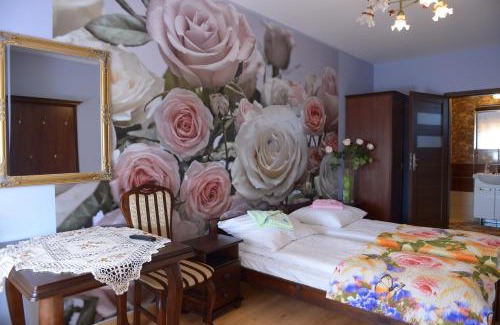 Malaszewice Cama Y Desayuno | Hotelik Pod Lwami