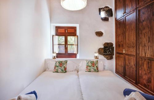 Tajaste Casa | Hotelito Rural Flor de Timanfaya
