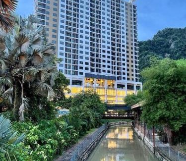 Ulu Kinta Apartamento | Hotspring 1203 Two Bedroom at Sunway Onsen 4pax