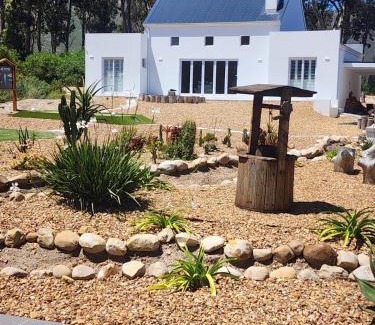 Helderberg Rural Casa | Hottentots Hide Away
