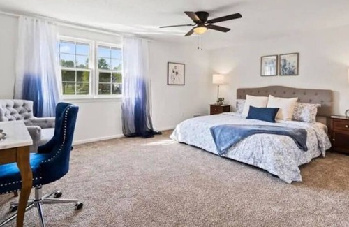 Blue Springs Casa | HotTub*Pool*Games*GolfCourseView