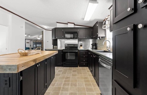 Decatur Casa | Hottub & Right on River! Chickamauga River Retreat