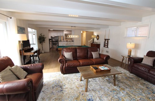 Goodview Casa | Bañera de hidromasaje - Sauna - Vistas increíbles - Privado 1. Lote de 5 acres - Sala de juegos - Muelle