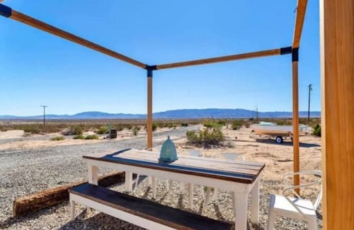 Twentynine Palms Cabina | HotTub & Sunset Views -- Relaxing Desert Retreat Near Joshua Tree