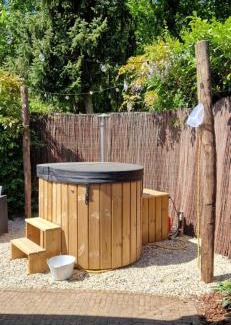 Voorthuizen Casa | HottuB - Wellnesshuisje - Bos - Oudveluwe