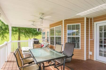 Leesburg Casa | House # 08 Dock of the Bay (no pets) private pier