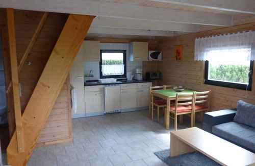 Zwenzow Casa | Casa 1 y 2 - ¡NUEVO! Casas de vacaciones Auszeit - en el gran Labussee