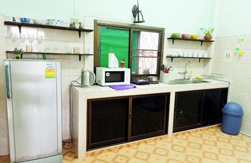 Hat Yai Casa | house 1 for 6 paxs whole house 3 beds
