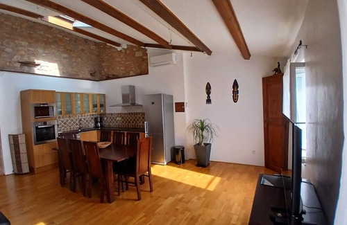 Flassans-sur-Issole Casa | House 10 persons