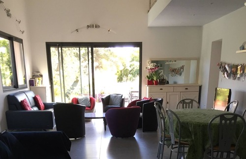 Bandol Hotel | casa 10 personas a 5 minutos a pie de las playas y tiendas
