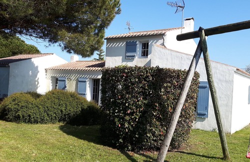 Ile d'Yeu Casa | House 100 m² with fenced garden