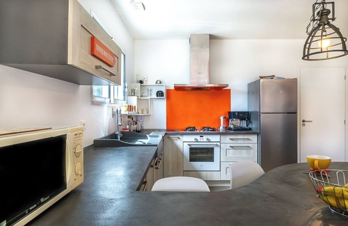 Saint-Jean-de-Monts Casa | 'Casa de 100m² Cerca de la Playa y del Bosque' con terraza privada y jardín privado