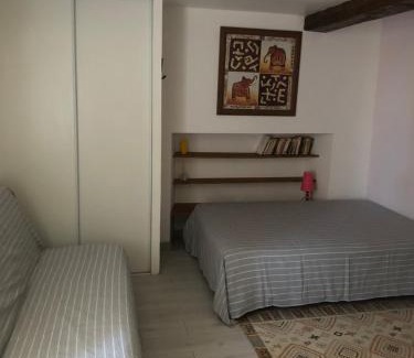 Castaignos-Souslens Apartamento | House 2 people