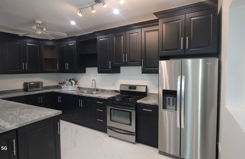 Estate Demarara Casa | House 3-bedroom 6 beds 3 bathroom house with AC in St Thomas