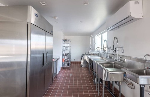 Wonder Valley Casa | * Aguas termales privadas * ¡Perfecto para grupos! Tamarisk House 4 hab / 4 ba