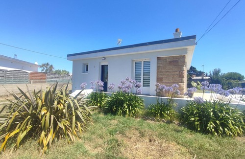 Le Fort Bloque Casa | House 300 metres from Fort-Bloqué beach