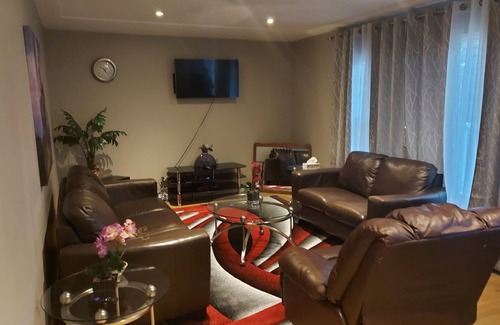 Grande Prairie Casa | House,3bed